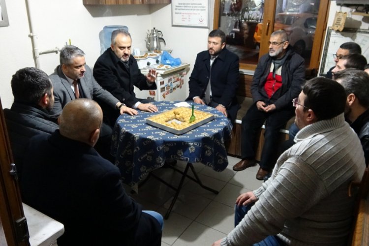 Bursa B&uuml;y&uuml;kşehir Belediye Başkanı Alinur Aktaş'tan yeni yıl mesajı