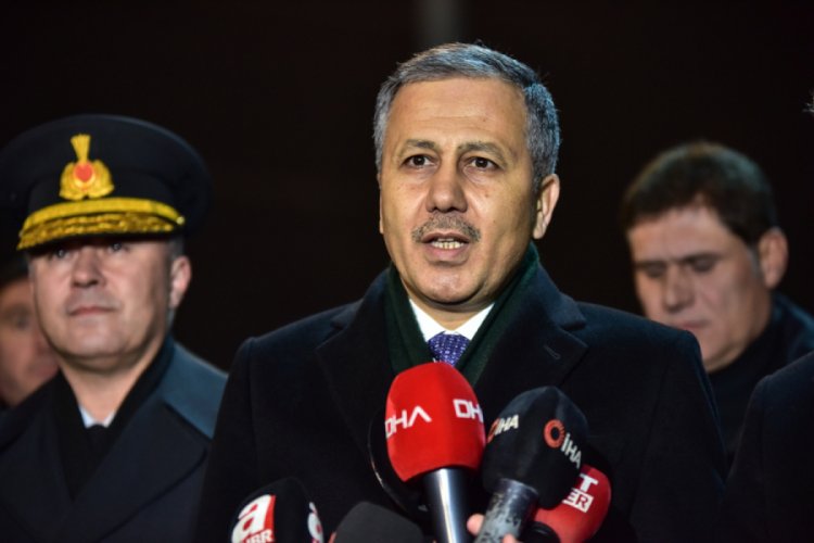 Vali Ali Yerlikaya Taksim'de a&ccedil;ıklama yaptı