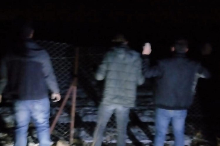 İzinsiz kazı yapan 4 kişi su&ccedil;&uuml;st&uuml; yakalandı