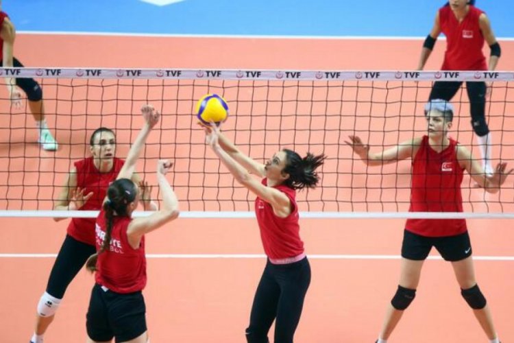 A Milli Kadın Voleybol Takımı, hazırlıklarının İstanbul etabını tamamladı