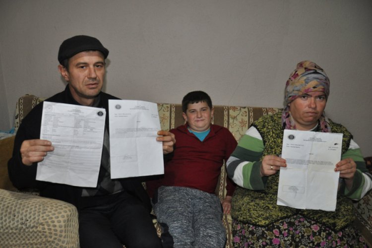 Kemik hastası H&uuml;seyin, yardım bekliyor