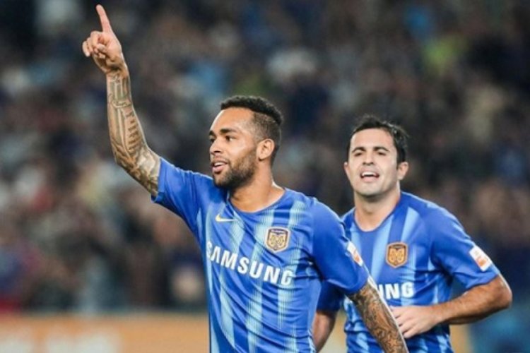 Younes Belhanda'nın parası Alex Teixeira'ya ayrılacak