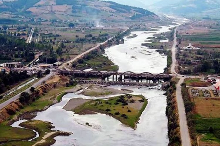 Kızılırmak'a yapılması planlanan HES i&ccedil;in onay &ccedil;ıktı