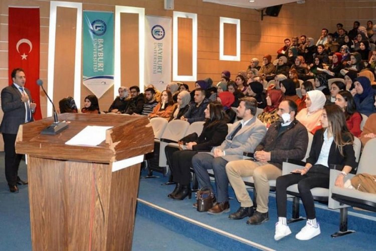 İş arama becerileri ve &ouml;zge&ccedil;miş hazırlama teknikleri anlatıldı
