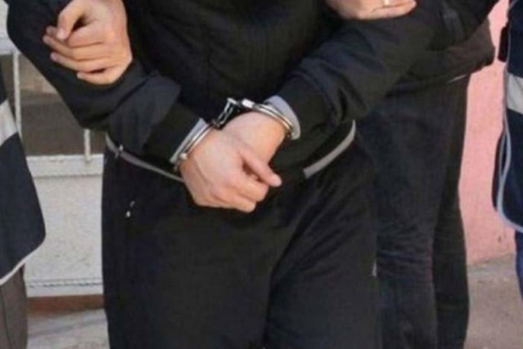 Yılbaşı &ccedil;alışmalarında aranan 33 şahsı yakaladı