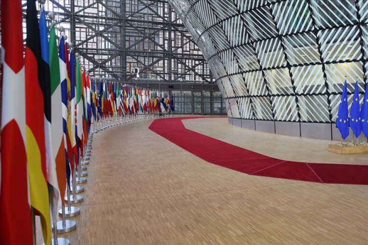 AB g&uuml;ndemini 2020'de 'Brexit' ve 'iklim politikaları' belirleyecek