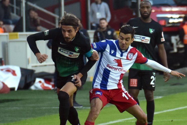 Denizlispor'da 3 isim kadro dışı bırakıldı