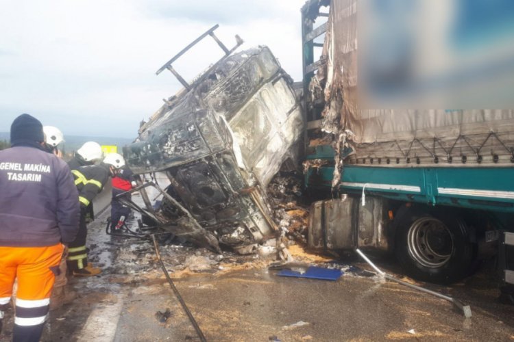 Tankere &ccedil;arptı, &ccedil;ıkan yangında hayatını kaybetti