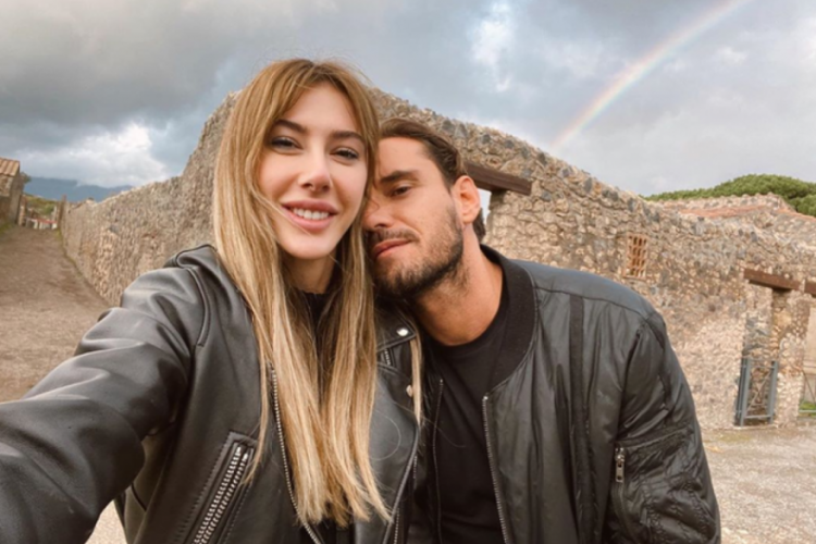 Şeyma Subaşı'ndan d&ouml;vmeli paylaşım