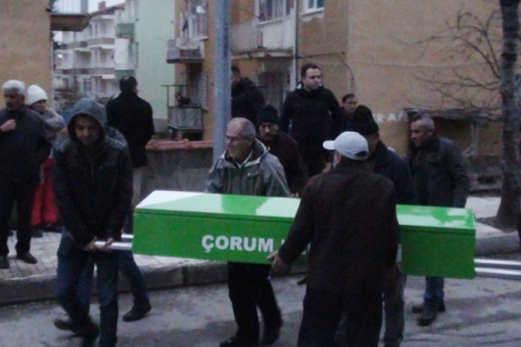 Karbonmoksit gazından zehirlenen anne-oğul hayatını kaybetti