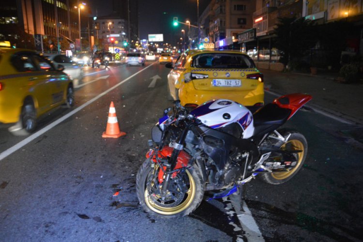 Motosiklet taksiye &ccedil;arptı