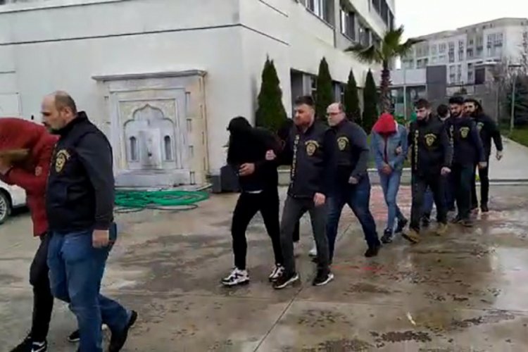 Asans&ouml;rlerin beynini &ccedil;alan hırsızlar yakayı ele verdi