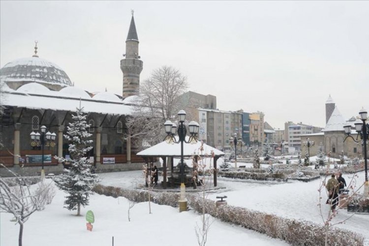 Meteorolojiden 4 il i&ccedil;in kar uyarısı