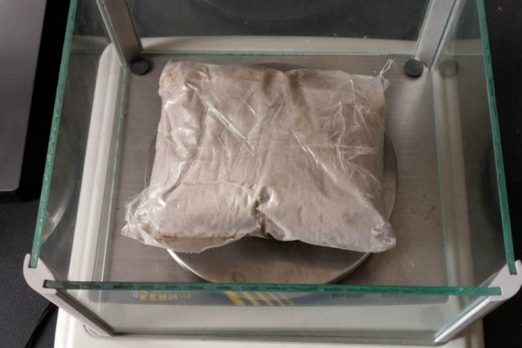 Van'da 77 kilo 473 gram eroin ele ge&ccedil;irildi