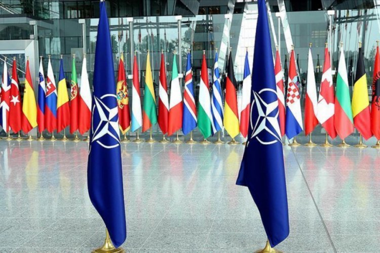 S&uuml;leymani suikastından sonra NATO'dan Irak kararı