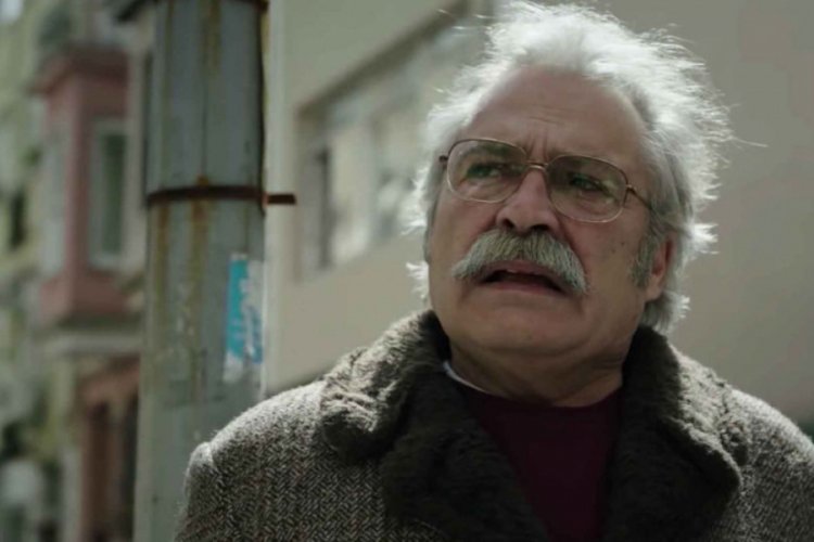 Haluk Bilginer'den İstanbul &Uuml;niversitesi &ouml;ğrencilerine destek