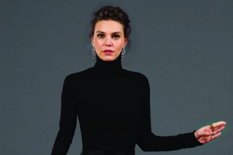Aslı Enver'in ayrılık sonrası yaptığı beğeni dikkat &ccedil;ekti