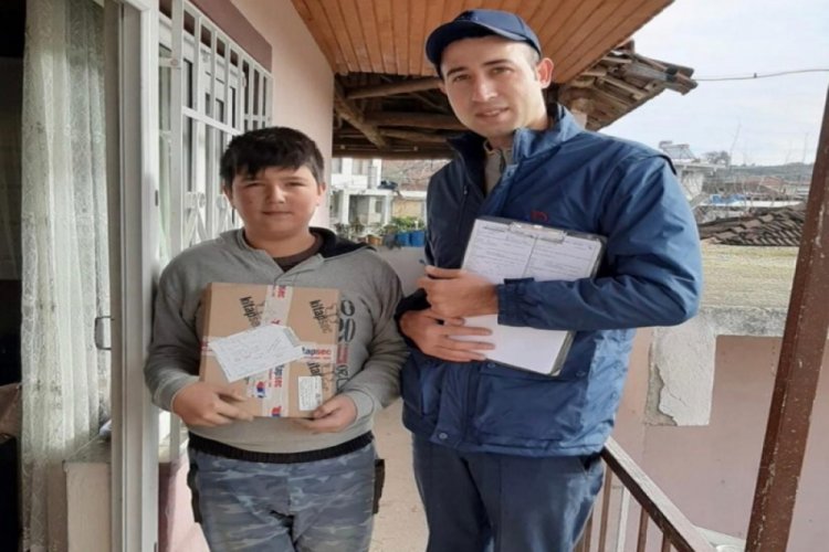T&uuml;rkiye'nin g&uuml;ndemine oturan 'o' kargo sahibine teslim edildi
