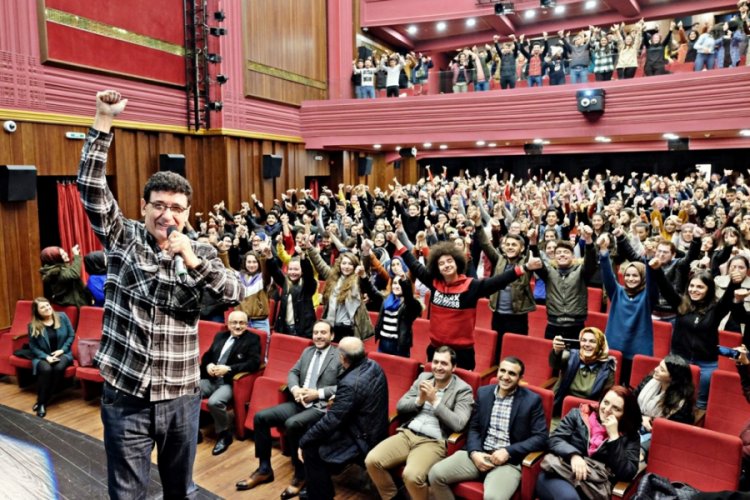 'Bonus Hoca'dan Bursa'da &uuml;niversite adaylarına t&uuml;yolar