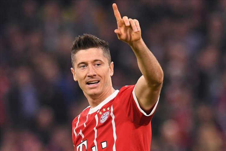 Bundesliga'da 'ilk yarının en iyi futbolcusu' Lewandowski