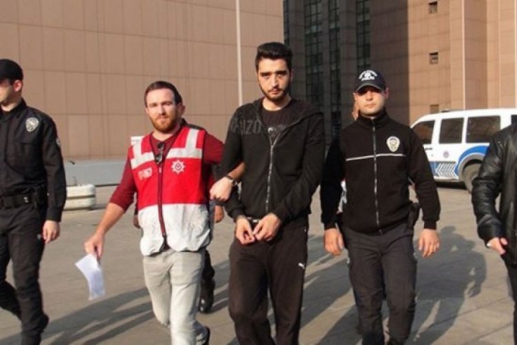 Kız arkadaşını d&ouml;v&uuml;p otomobilini vatandaşların &uuml;zerine s&uuml;rm&uuml;şt&uuml;! Tahliye oldu