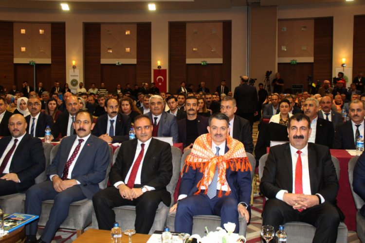Pakdemirli'den s&uuml;r&uuml; y&ouml;neticisi desteği a&ccedil;ıklaması