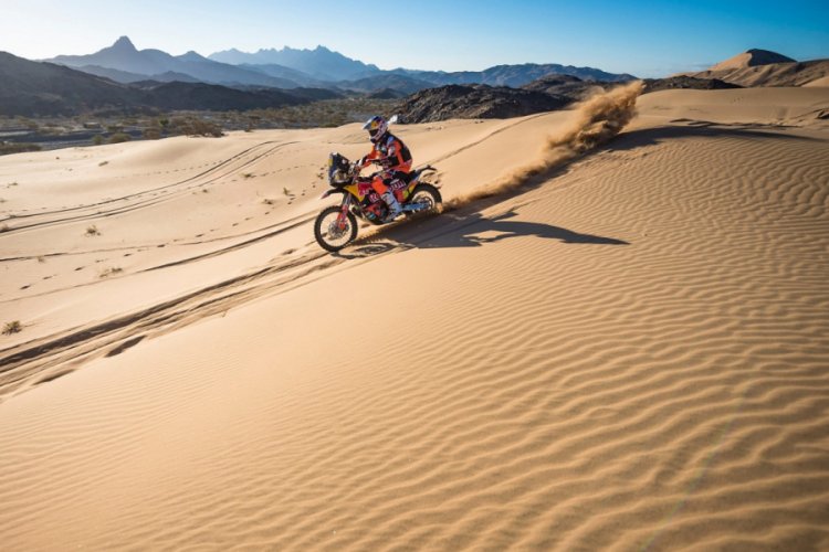 Dakar Rallisi'nde ilk g&uuml;n yarışları tamamlandı