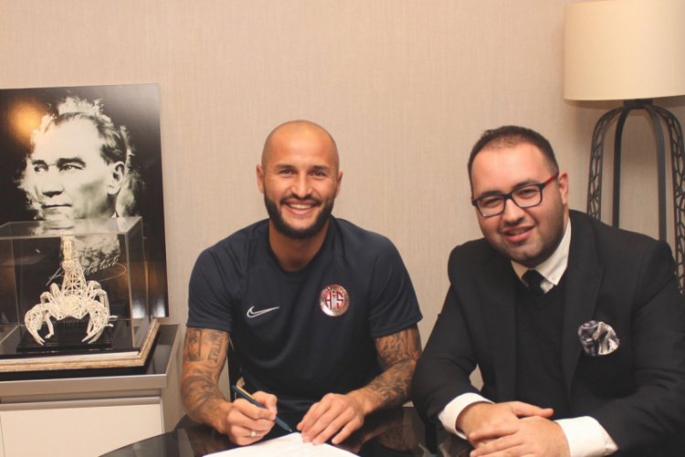 Antalyaspor, Kudryashov'u a&ccedil;ıkladı
