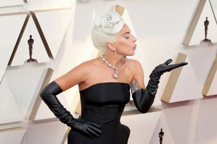 Lady Gaga travma g&uuml;nlerini anlattı