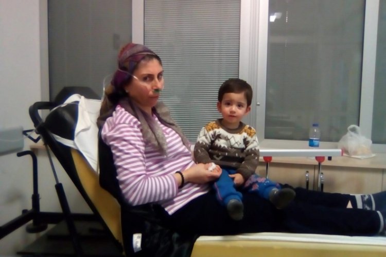 Aksaray'da 3 kişilik aile, sobadan sızan gazdan zehirlendi