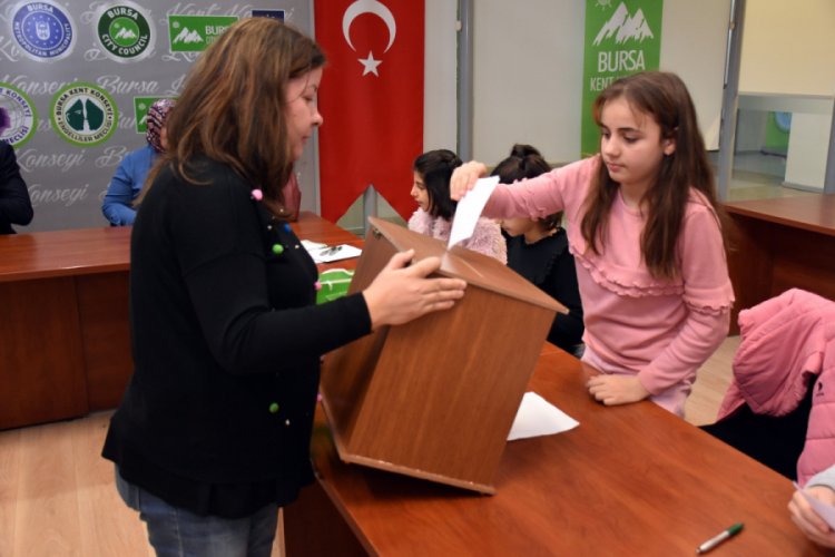 Bursa Kent Konseyi &Ccedil;ocuk Meclisi yeni başkanını se&ccedil;ti
