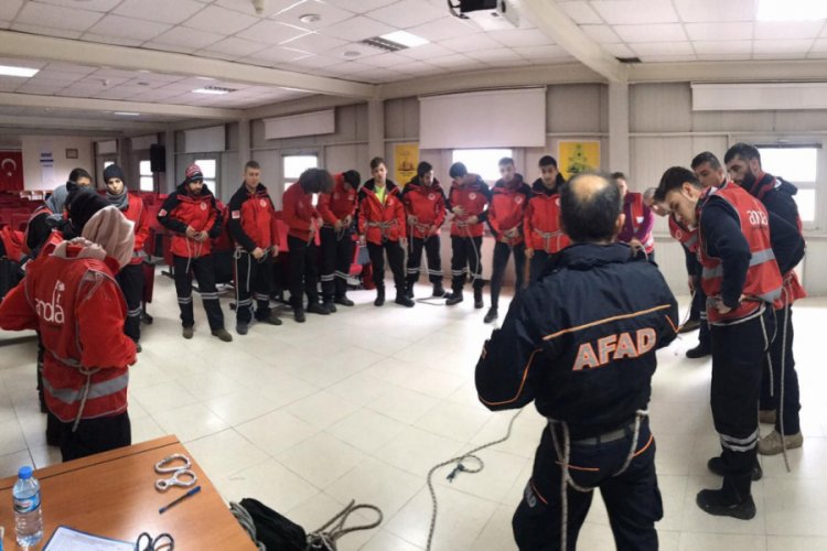 Bursa AFAD'dan ANDA'ya arama kurtarma eğitimi verildi
