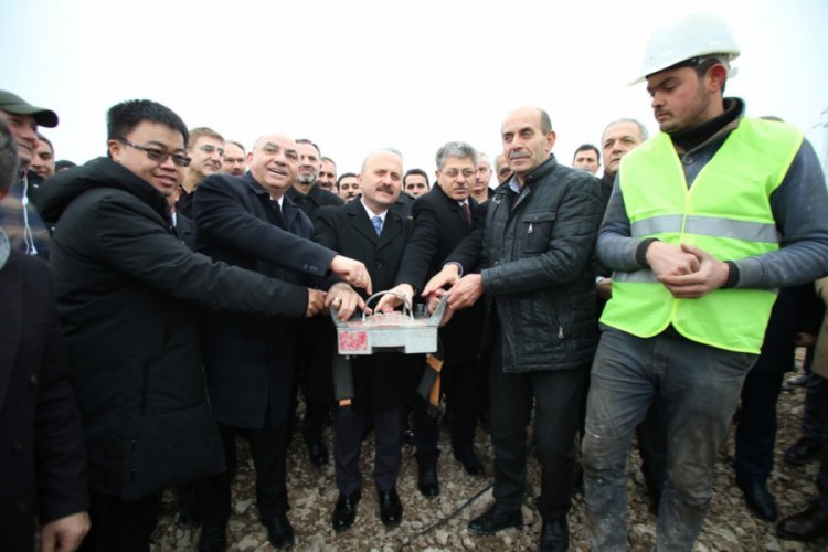 Meyve paketleme ve soğuk hava tesisinin temeli atıldı