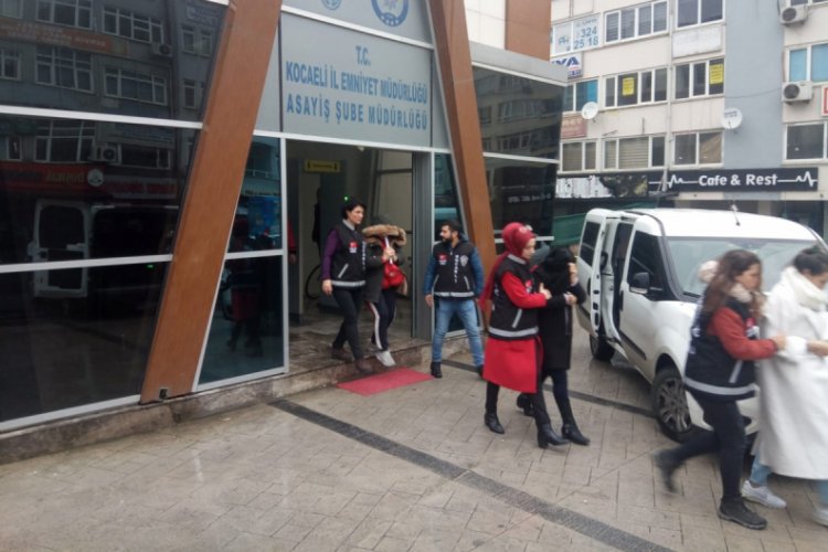 İzmit'te masaj salonuna fuhuş baskınında 4 tutuklama