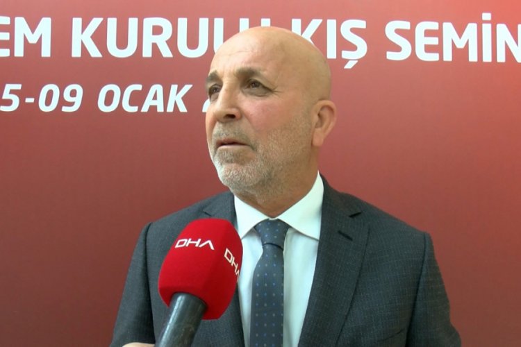 &Ccedil;avuşoğlu: Anadolu'dan şampiyon &ccedil;ıkması futbola renk katar
