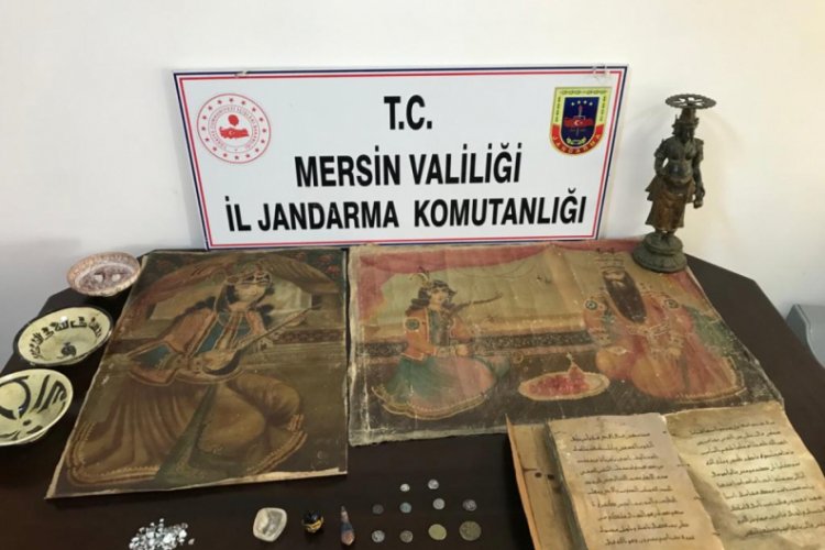 Mersin'de tarihi eser operasyonu: 2 g&ouml;zaltı