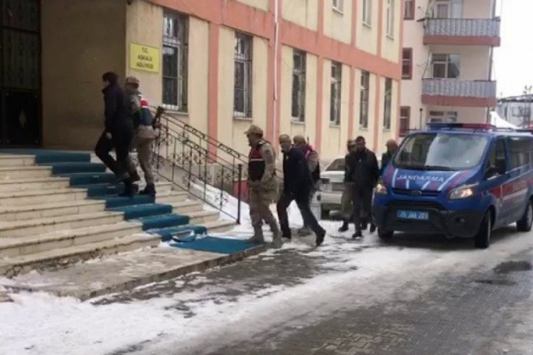 G&ouml;&ccedil;men ka&ccedil;ak&ccedil;ılarına ge&ccedil;it verilmedi