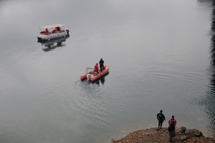 Kayıp &uuml;niversite &ouml;ğrencisi G&uuml;listan'ı arama &ccedil;alışmaları s&uuml;r&uuml;yor
