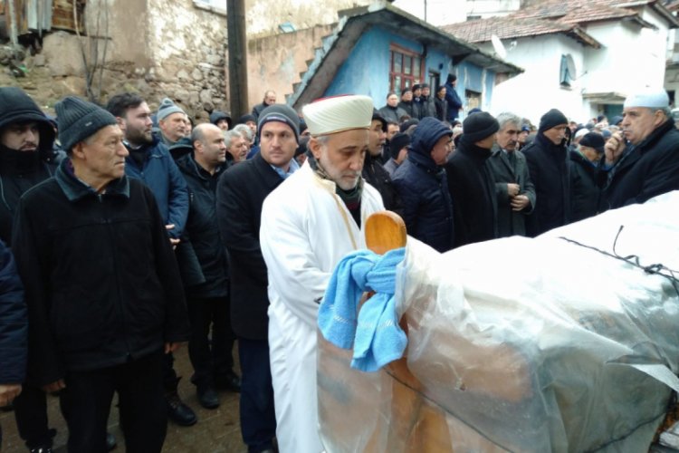 Veysel Karakış dualarla toprağa verildi