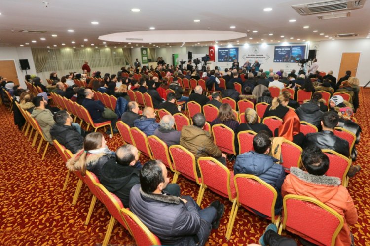 'D&uuml;nden bug&uuml;ne Bosna-Hersek ve Aliya İzzetbegovi&ccedil;' Sempozyumu'nun sonu&ccedil;ları kitap haline geldi