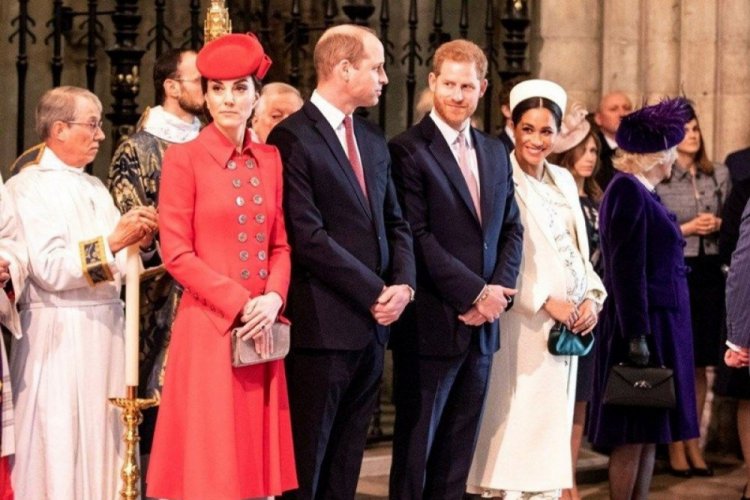 Prens Harry ve eşi Kraliyet Ailesi &uuml;yeliğini bırakıyor