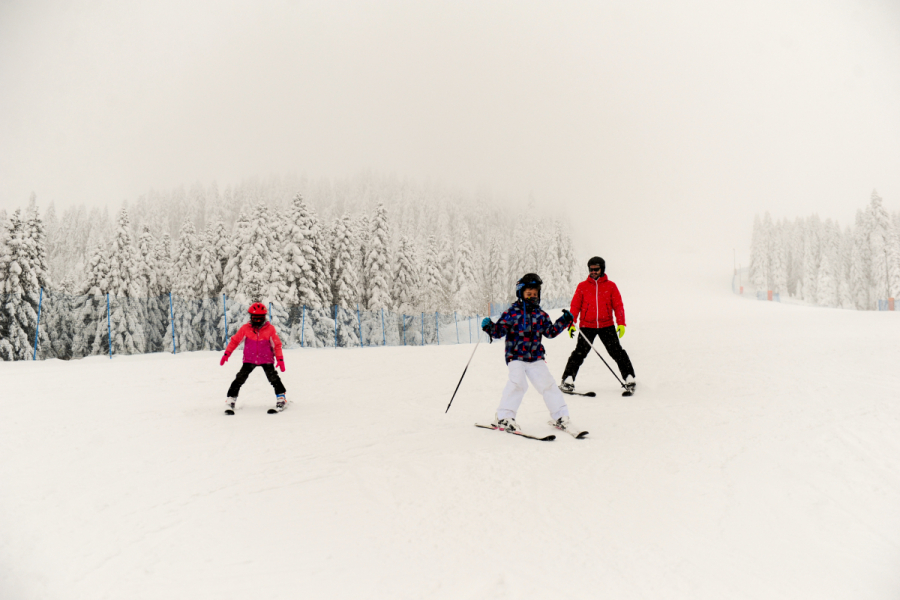 Ilgaz Dağı beyaz manzarasıyla g&ouml;z kamaştırdı