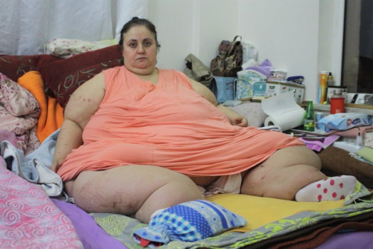220 kiloya ulaşan kadın evlatları i&ccedil;in yaşama geri d&ouml;nmek istiyor