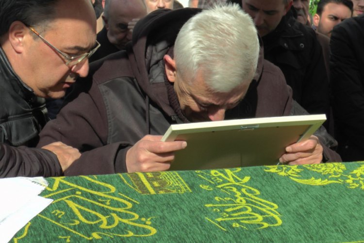 Son yolculuğuna uğurlanan avukat Cemre Parmaksız'ın paylaşımı y&uuml;rekleri dağladı