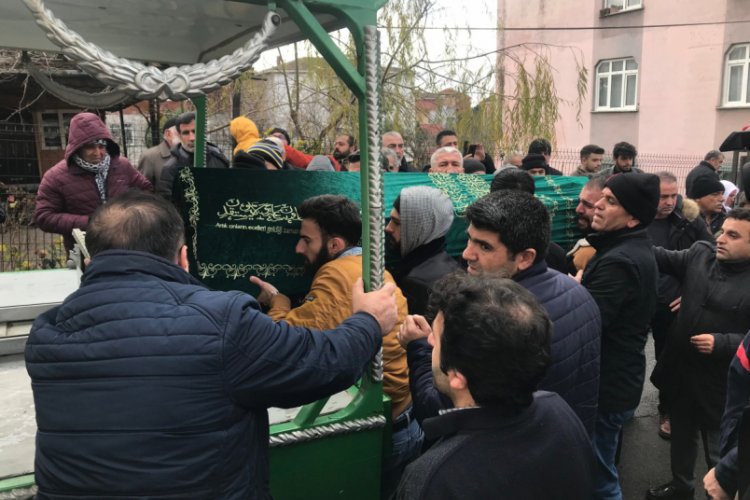 Alman polisi tarafından &ouml;ld&uuml;r&uuml;len Mehmet Bulgu toprağa verildi