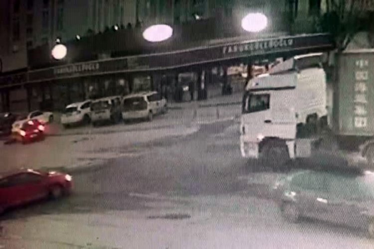 Otomobilin &ccedil;arptığı kadın kısa s&uuml;reli hafıza kaybı yaşadı
