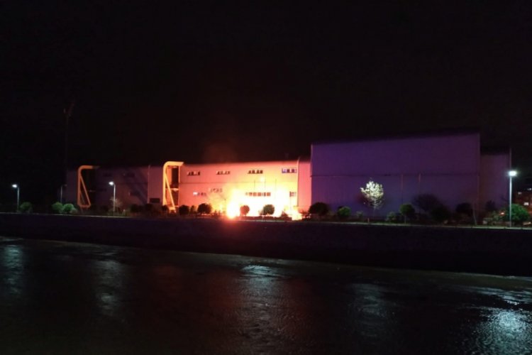 Atletizm stadında patlayan doğal gaz tankı, alev alev yandı