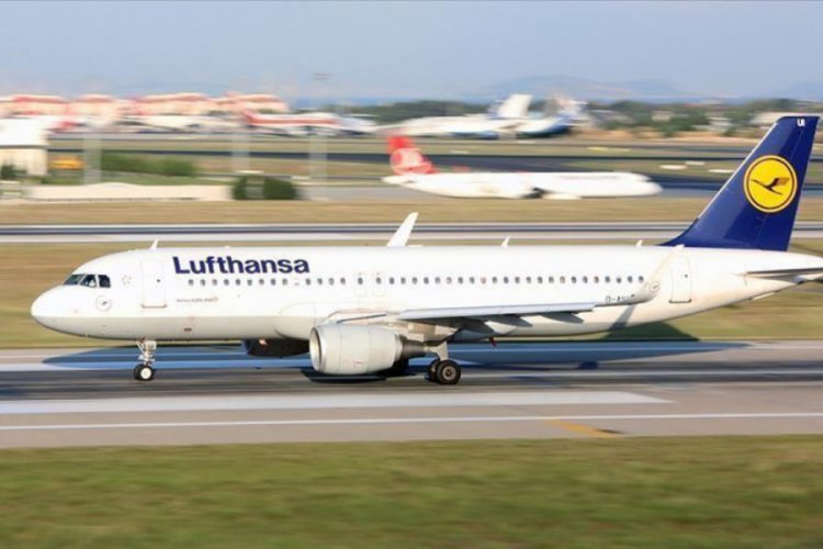 Lufthansa Tahran seferindeki u&ccedil;ağını geri d&ouml;nd&uuml;rd&uuml;, u&ccedil;uşları askıya aldı