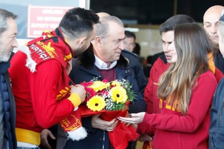 Galatasaray'a Antalya'da coşkulu karşılama