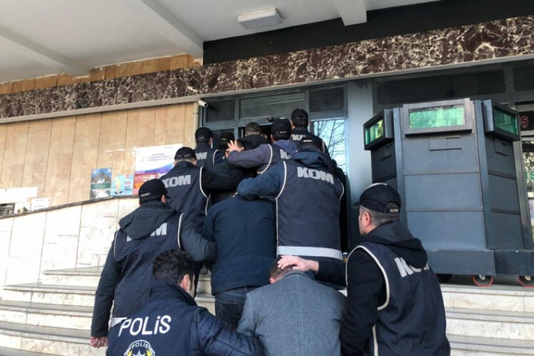 Su&ccedil; &ouml;rg&uuml;t&uuml; operasyonunda yakalanan 11 kişi tutuklandı